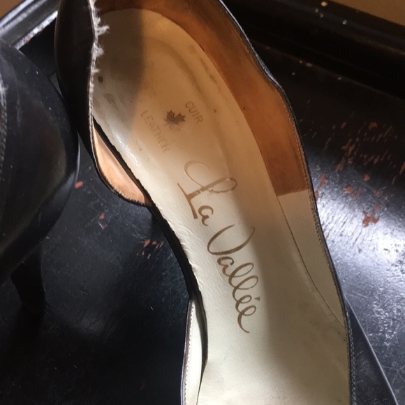 Vintage 1960’s Made-in-Canada Heels - Picture 4 of 5